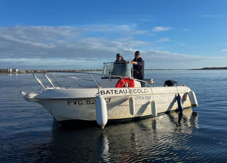 BATEAU-ÉCOLE LE NAUTIL-BOAT