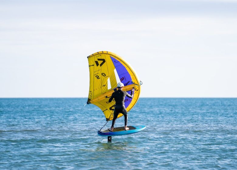 KITE AND FOIL