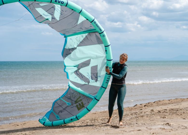 KITE AND FOIL